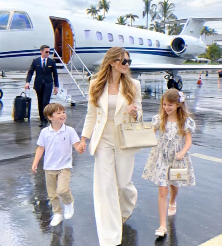 5 Minutes After the Divorce, I Flew Abroad with My Two Kids—Meanwhile, All Seven Members of His Family Were in Shock